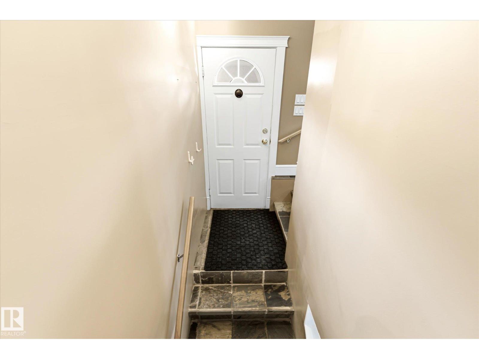 11322 56 ST NW - 28