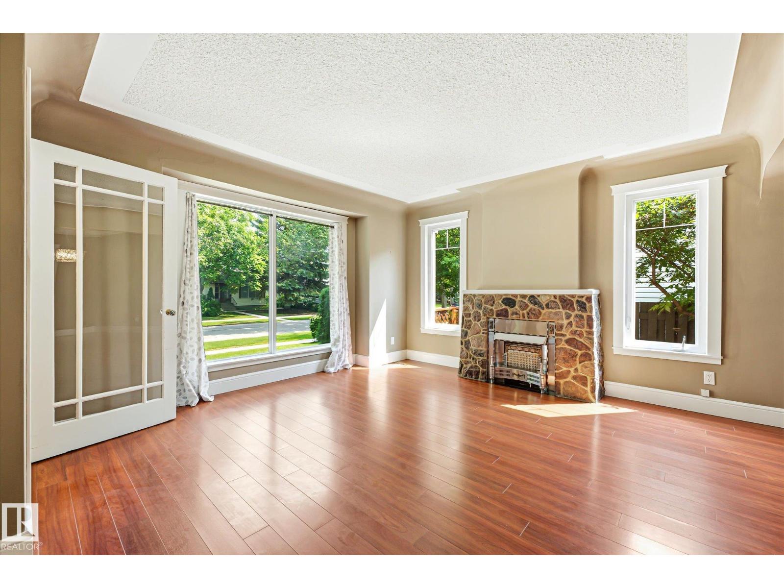 11322 56 ST NW - 6