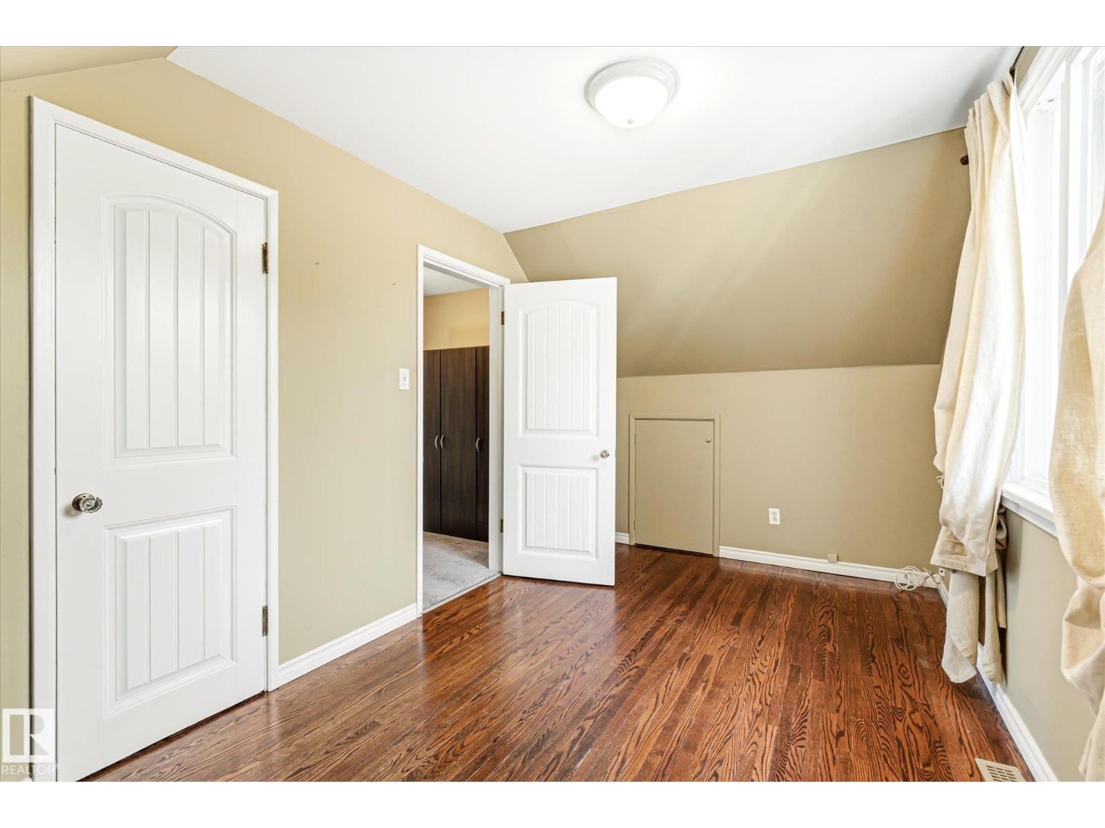 11322 56 ST NW - 25