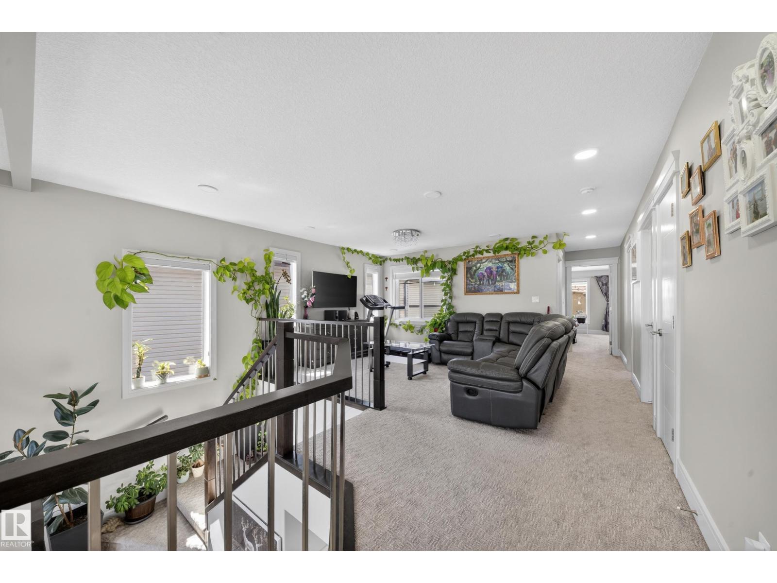 1927 18 ST NW - 26