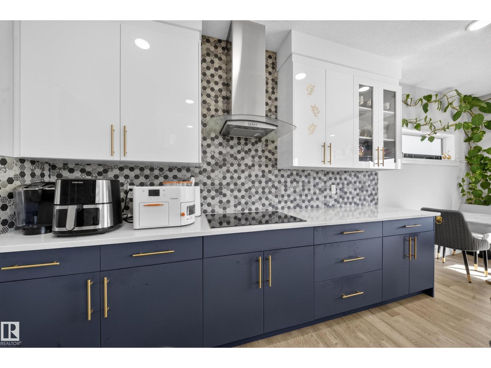 1927 18 ST NW - 9