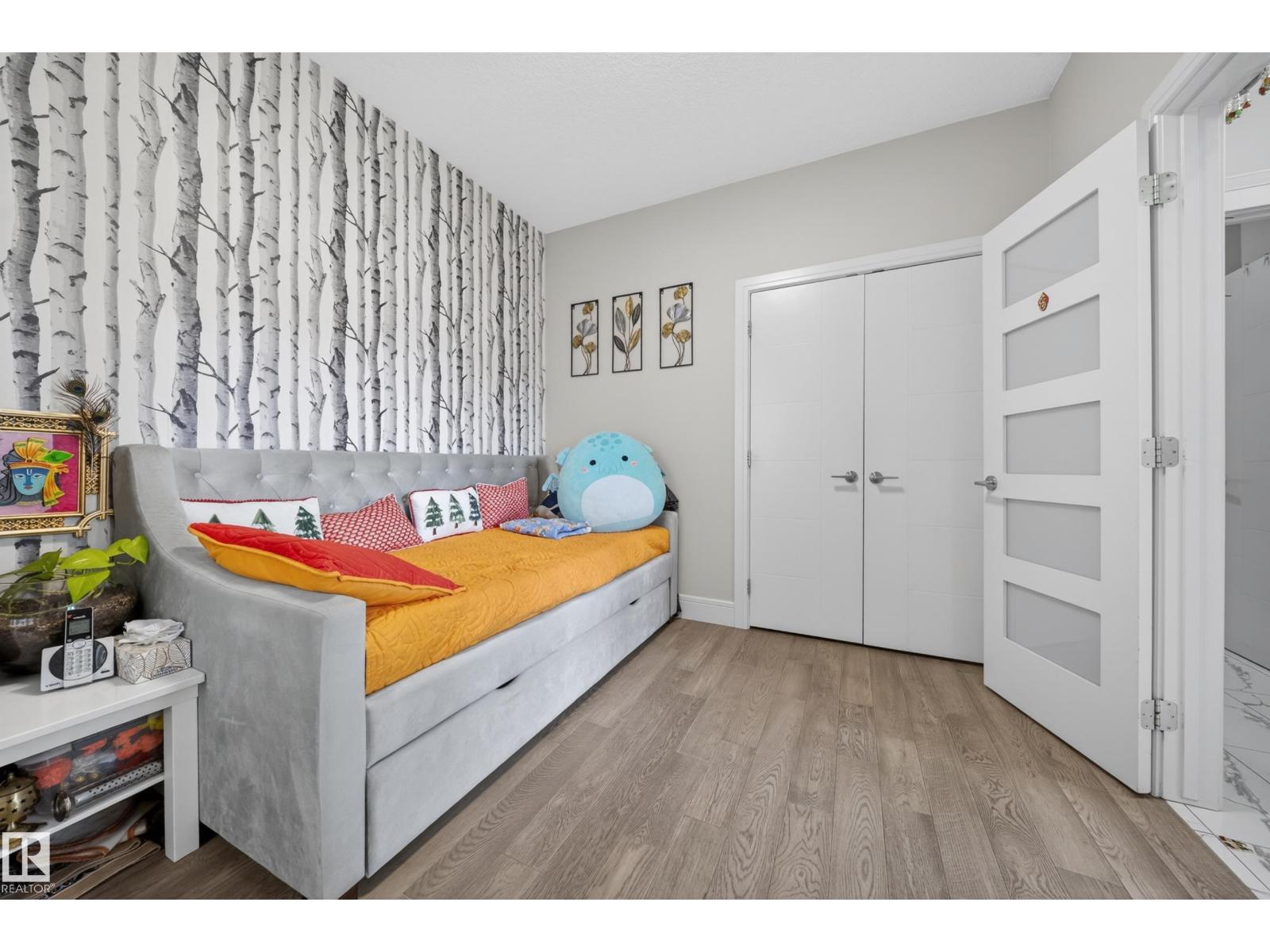 1927 18 ST NW - 4
