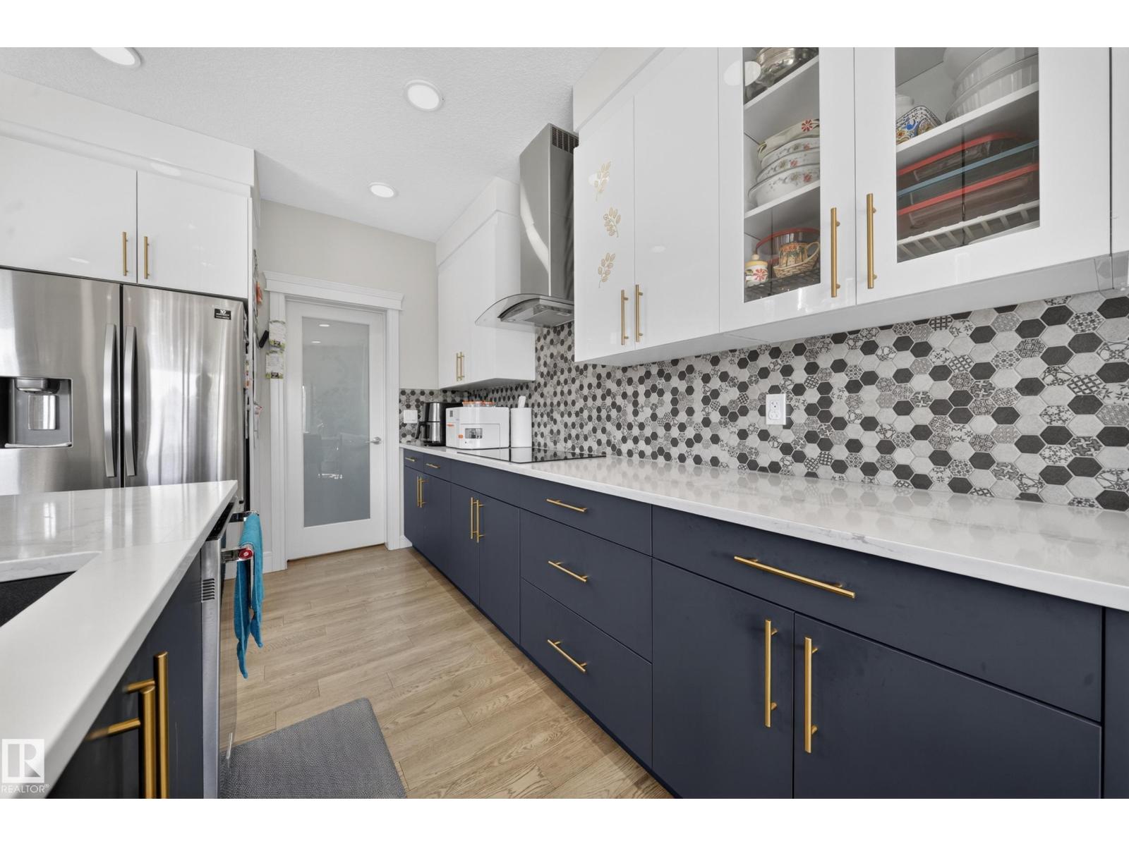 1927 18 ST NW - 14