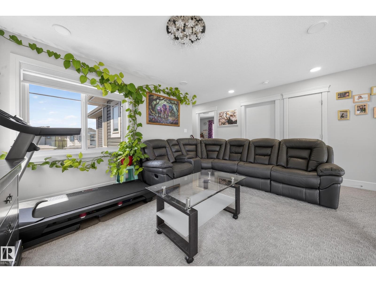 1927 18 ST NW - 33