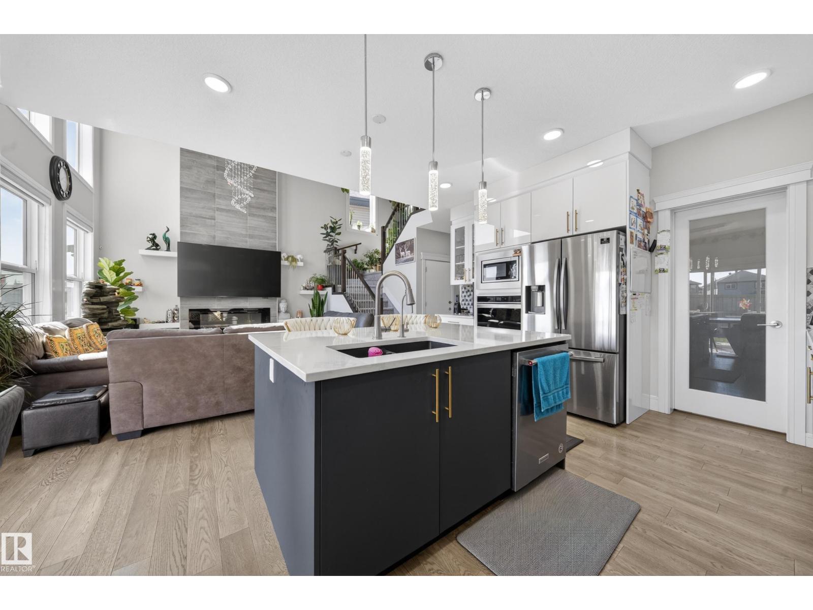 1927 18 ST NW - 13