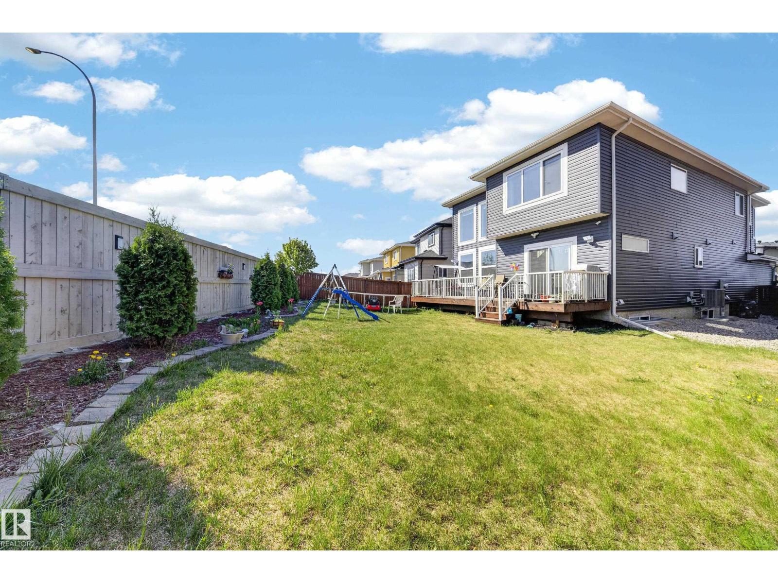 1927 18 ST NW - 51