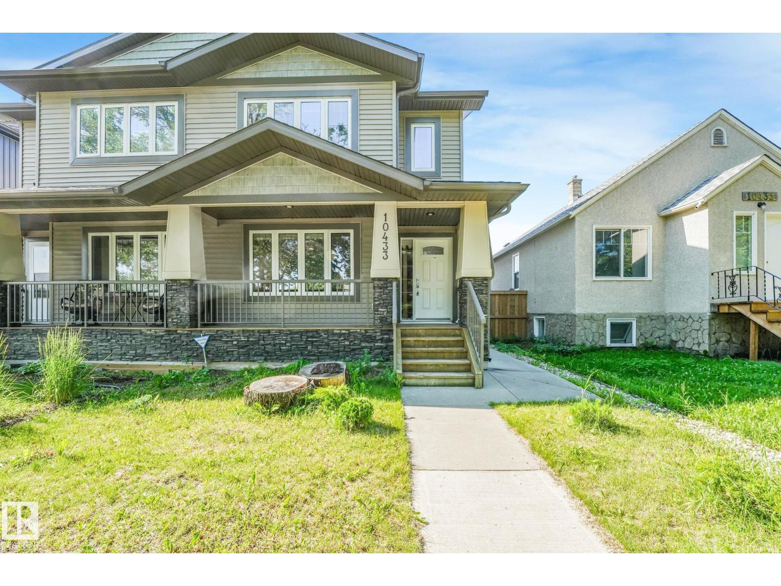 10433 70 AV NW - 2