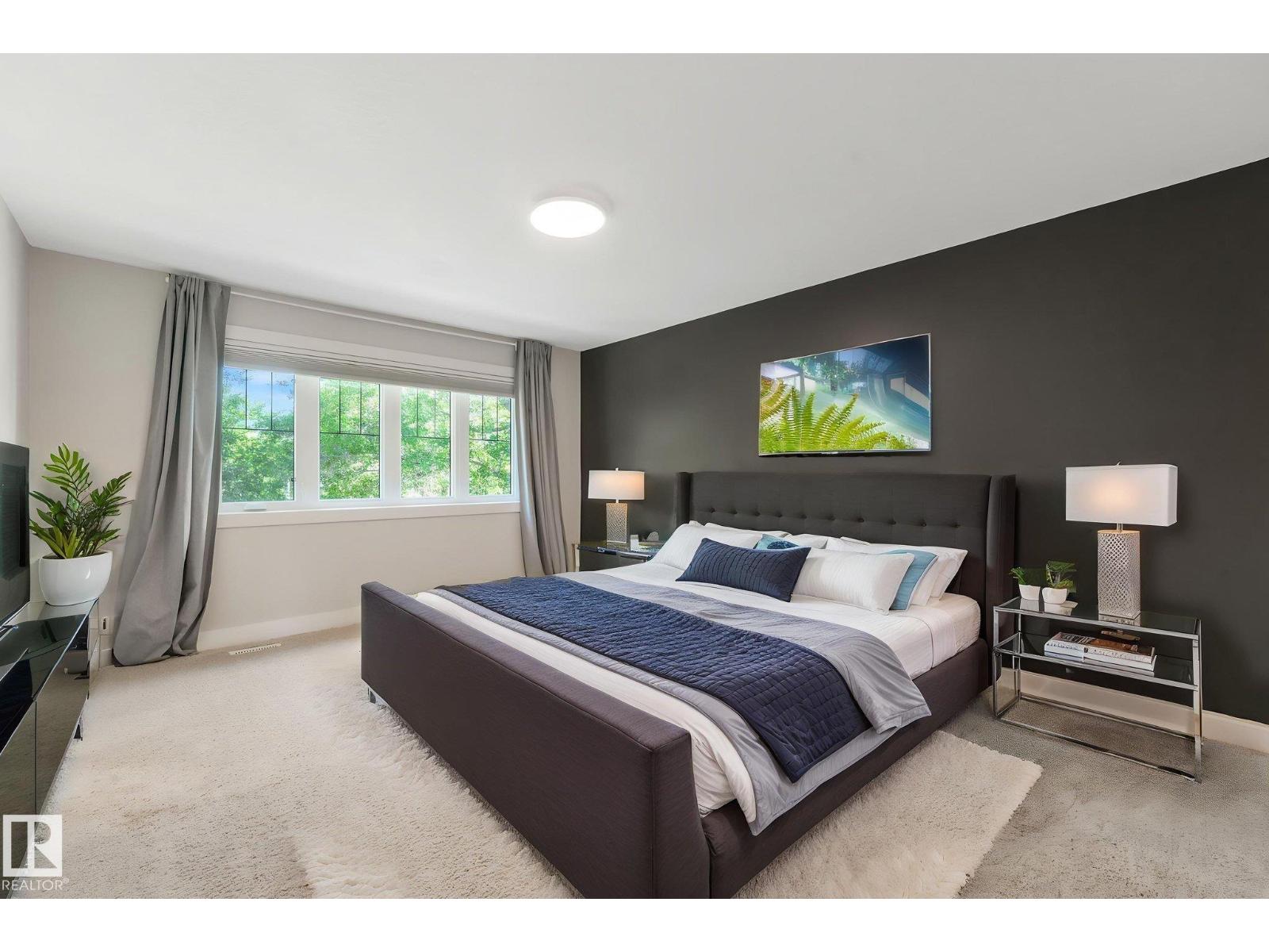 10433 70 AV NW - 21