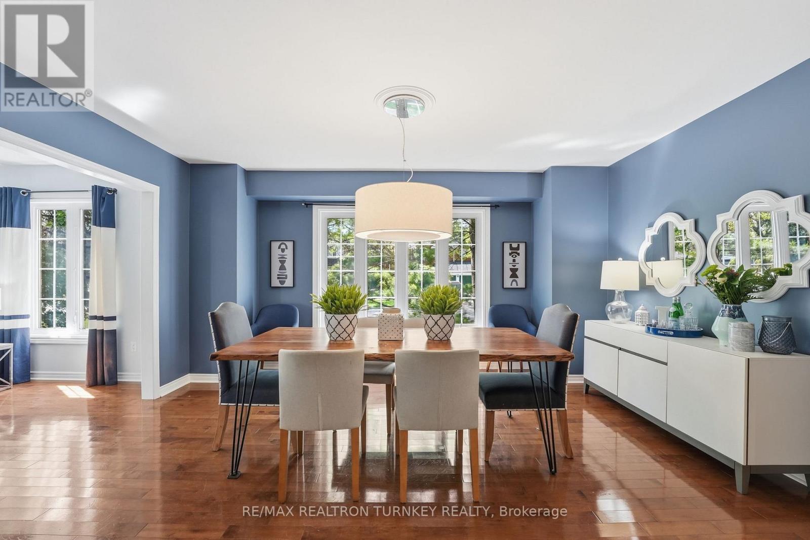 818 EXCELLER CIRCLE - 14