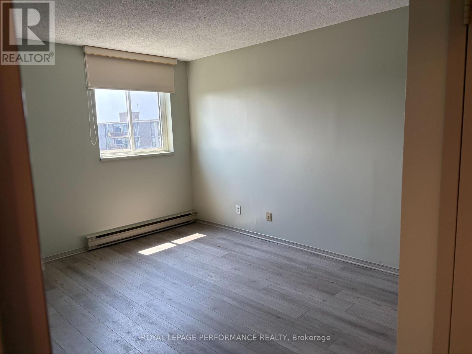 Condos for Rent in Ottawa – PH8 – 1705 PLAYFAIR DRIVE, Ottawa – By Peter Sagos - Image 9