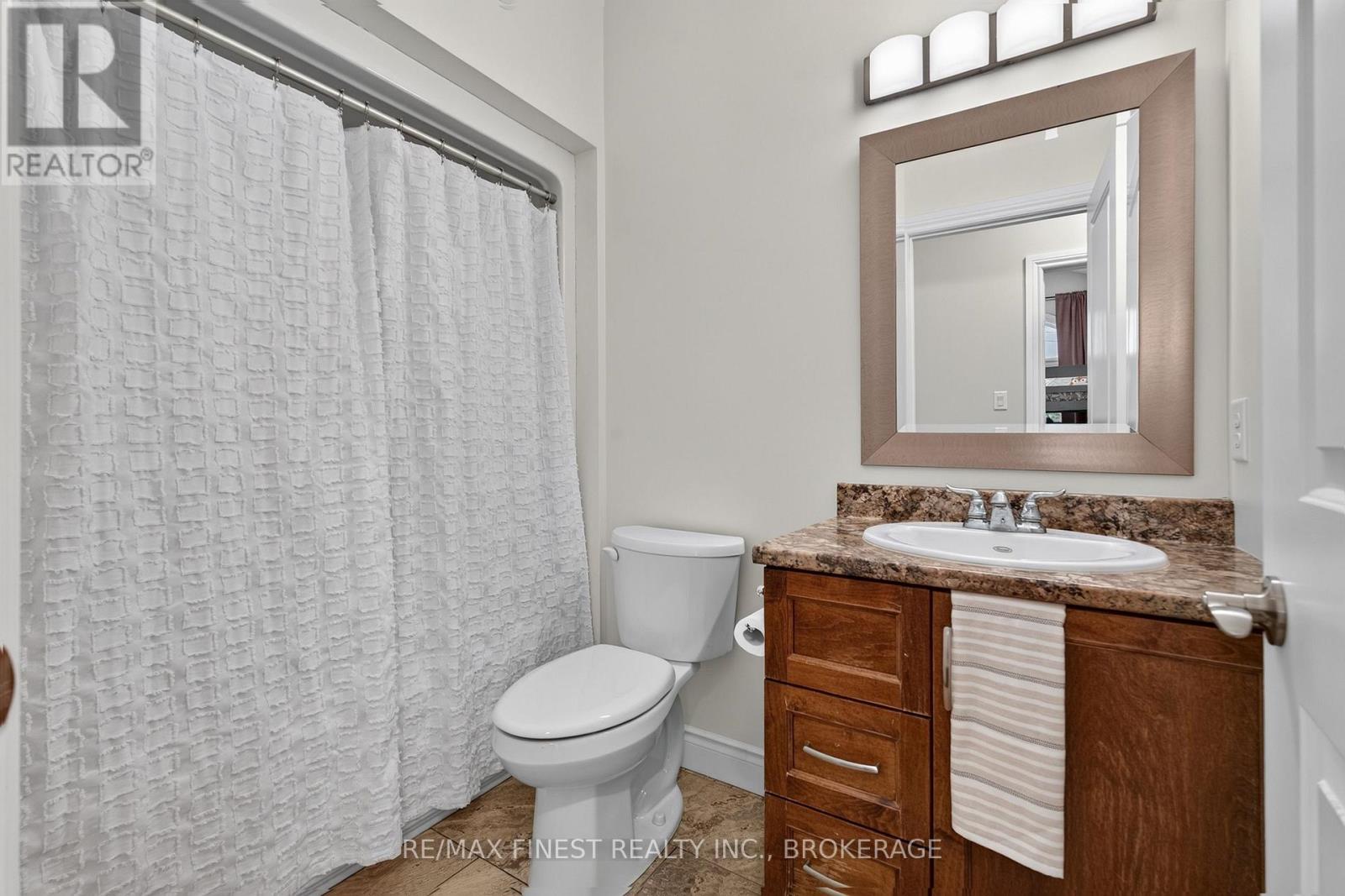 28 PARK CRESCENT - Image 15