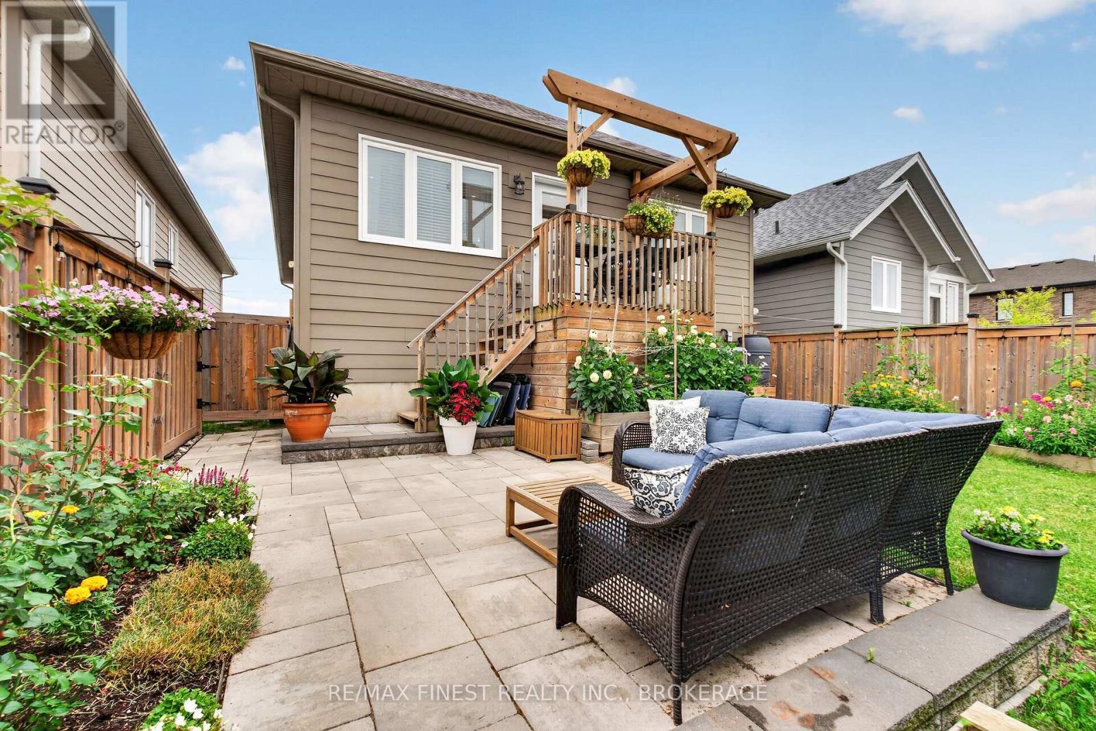 28 PARK CRESCENT - Image 24
