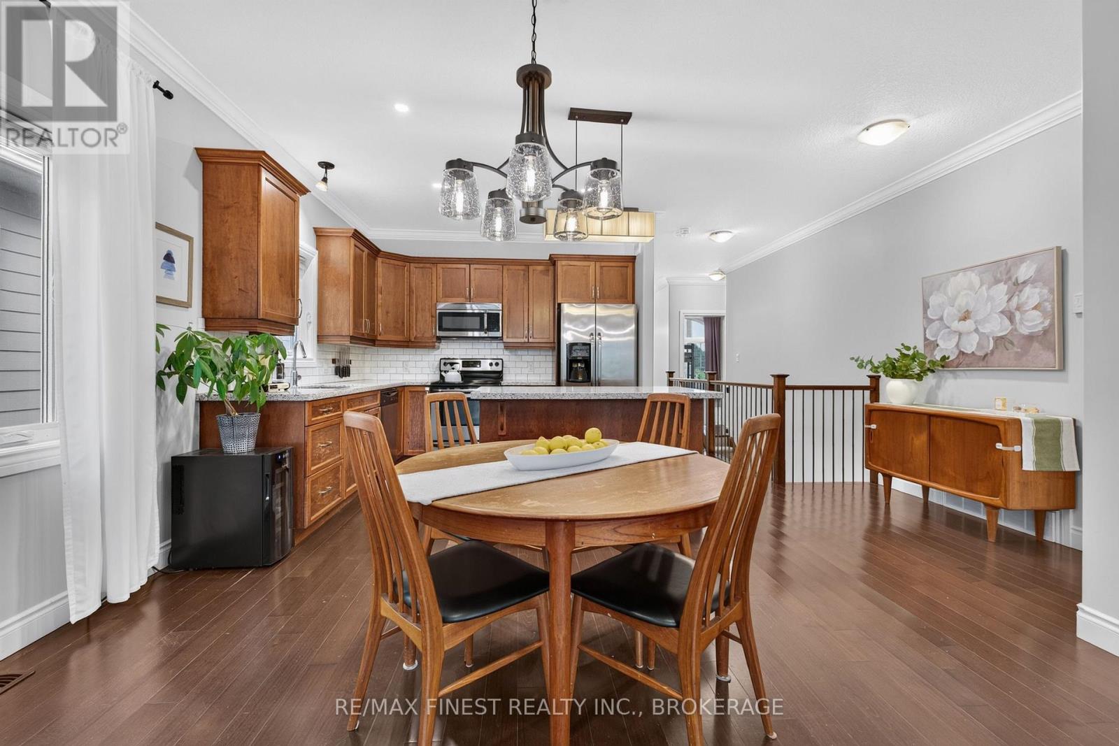 28 PARK CRESCENT - Image 8