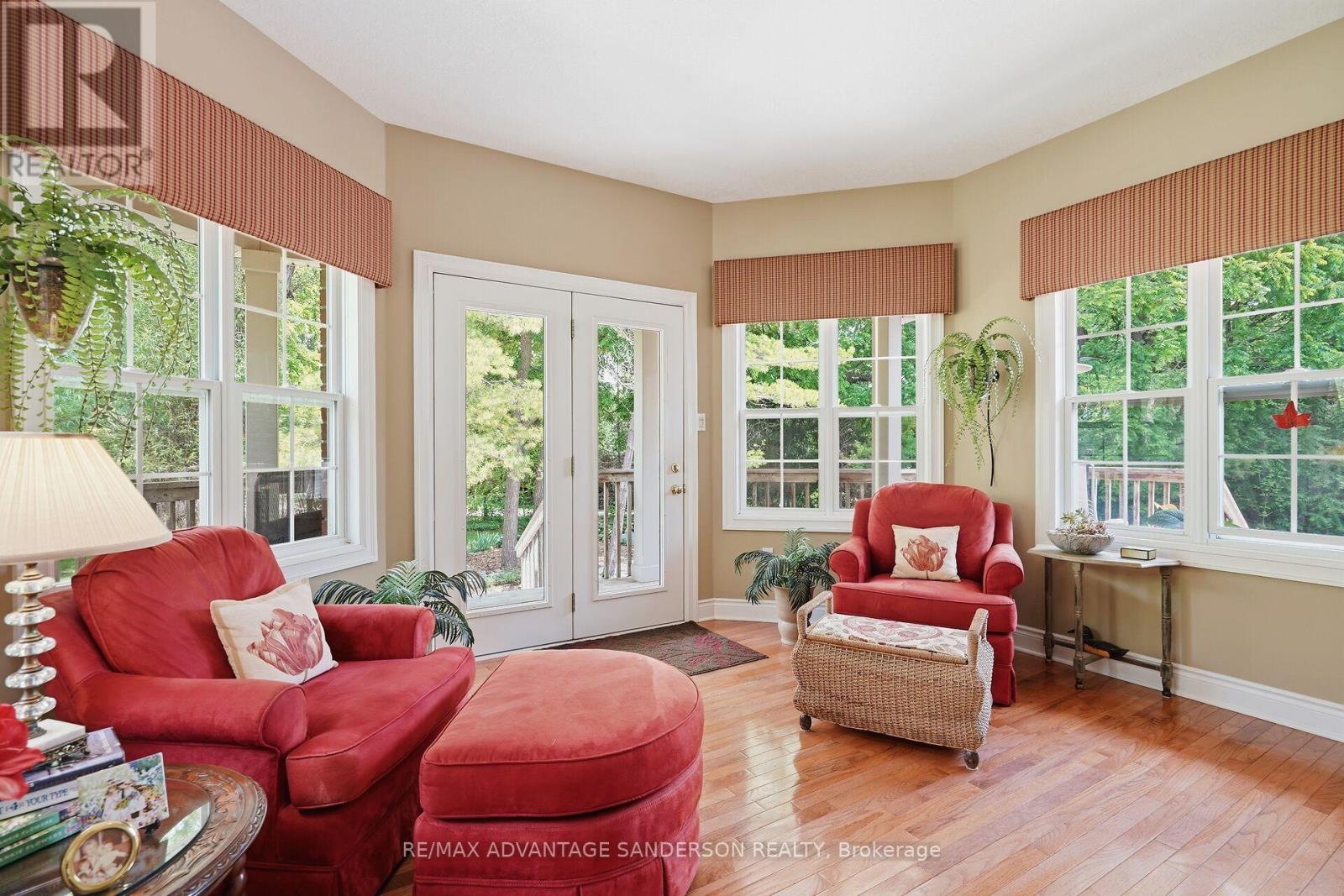 1796 GAINSBOROUGH ROAD - 15