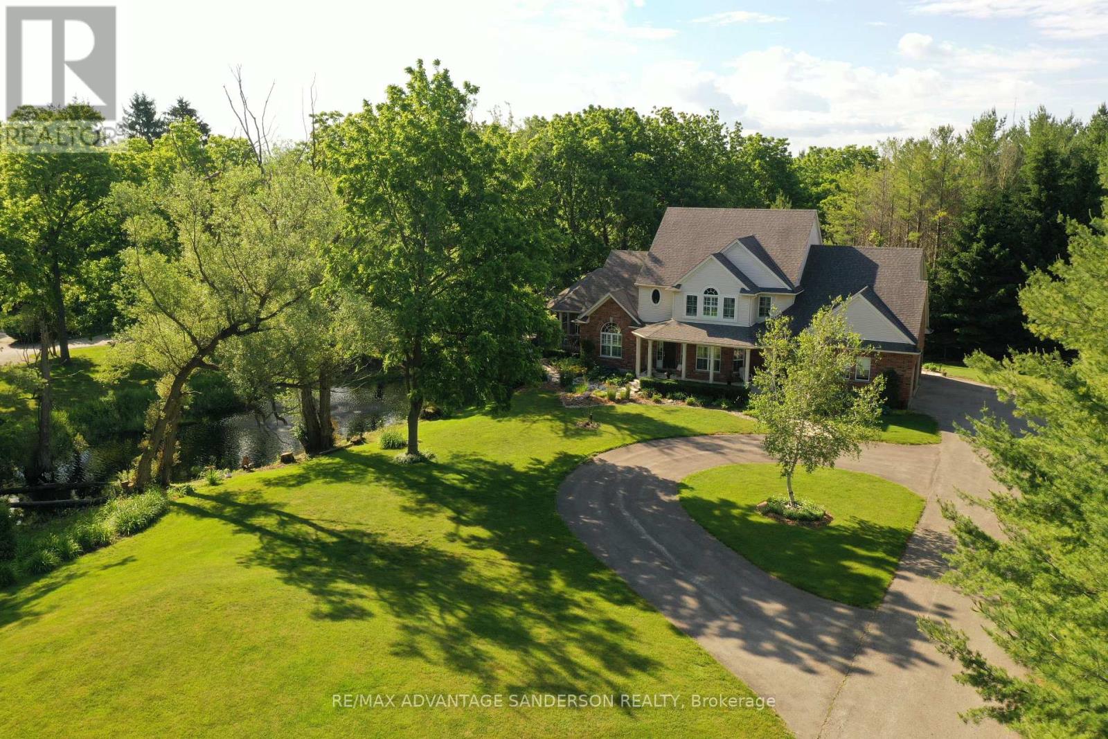 1796 GAINSBOROUGH ROAD - 2