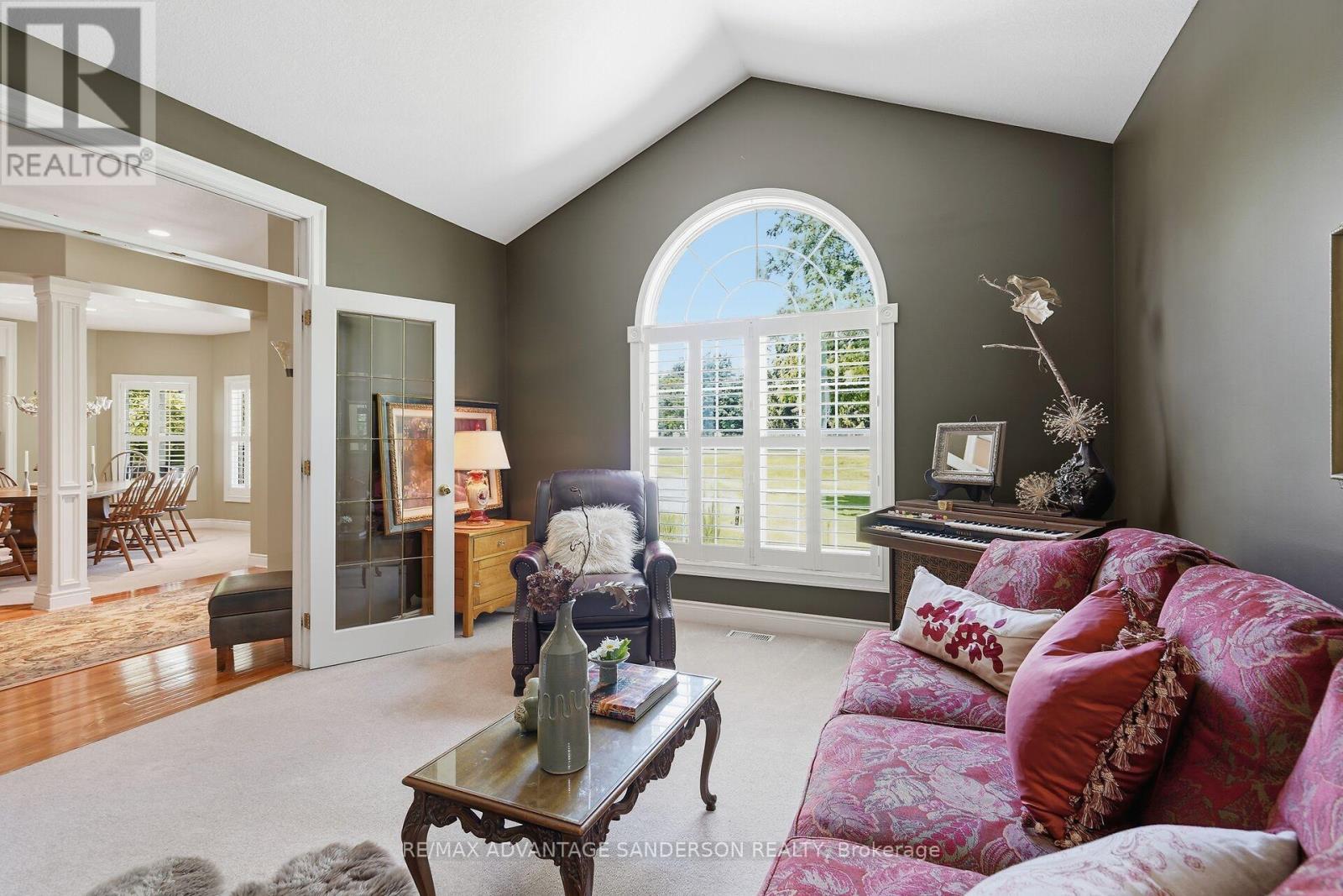 1796 GAINSBOROUGH ROAD - 24