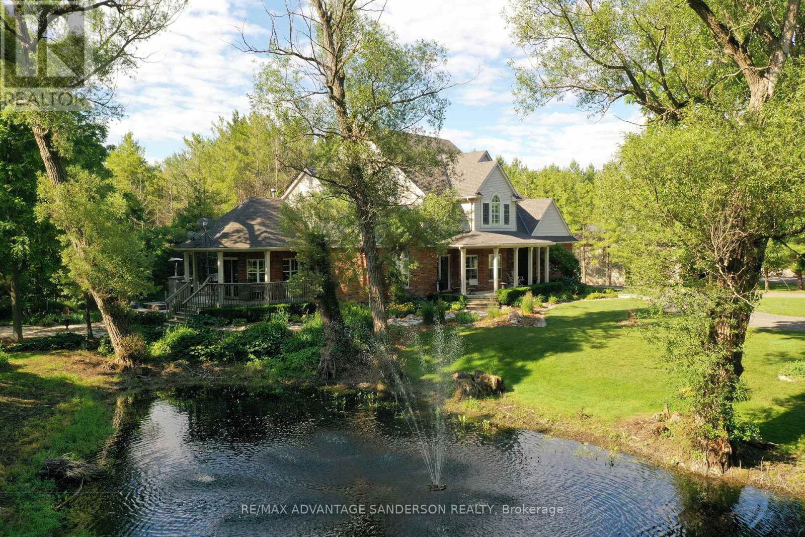 1796 GAINSBOROUGH ROAD - 3