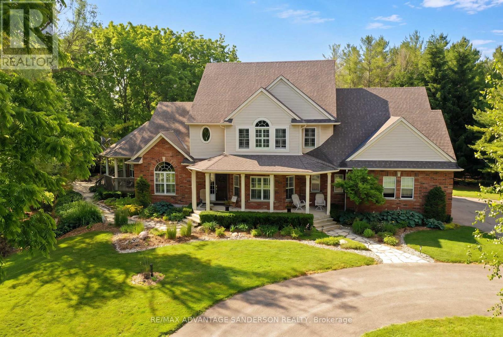 1796 GAINSBOROUGH ROAD - 4