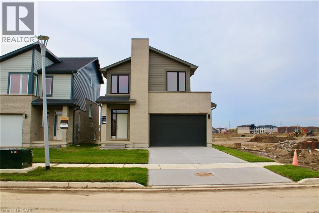 2250 SOUTHPORT Crescent - 1