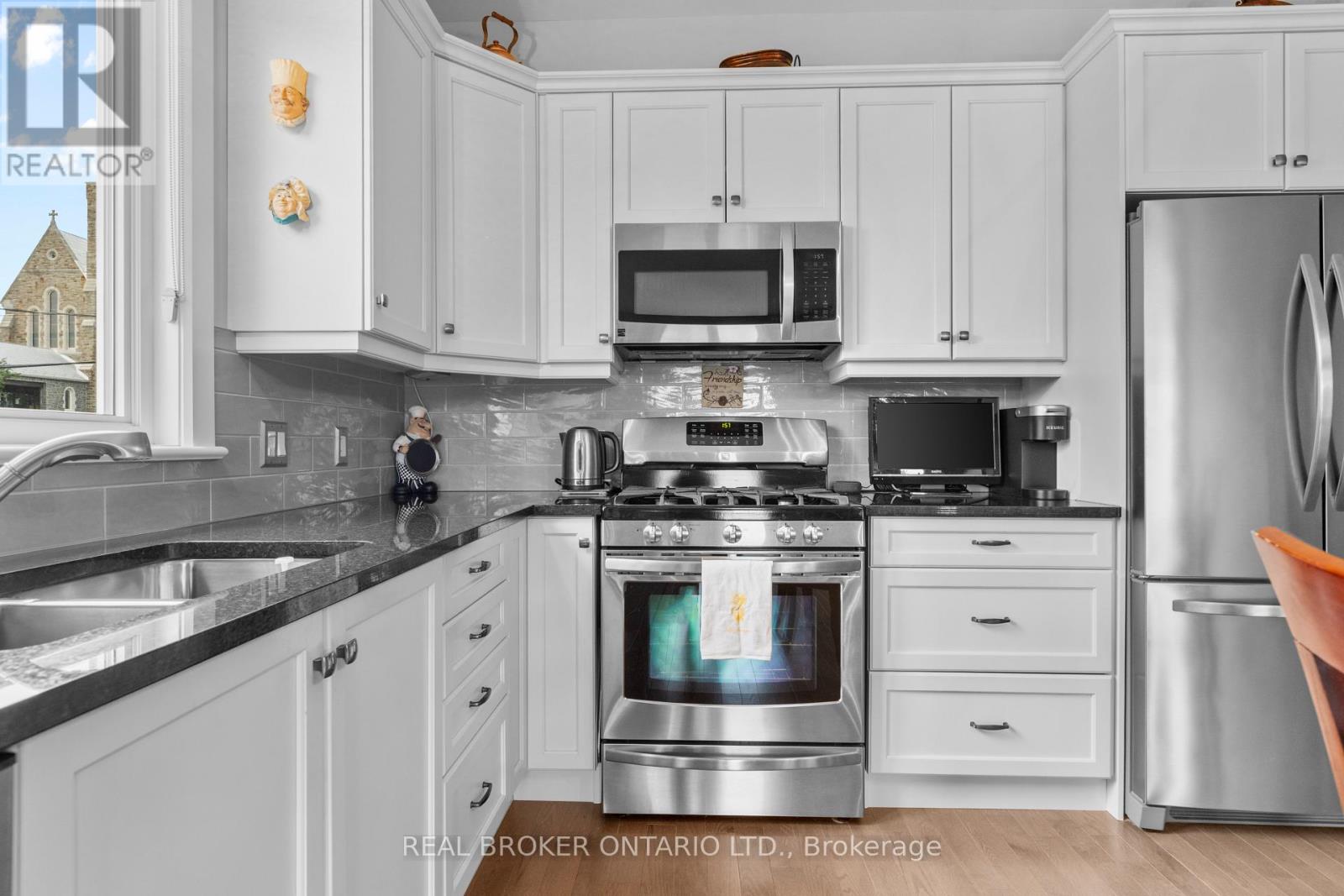 502 CLOTHIER STREET W - Image 14