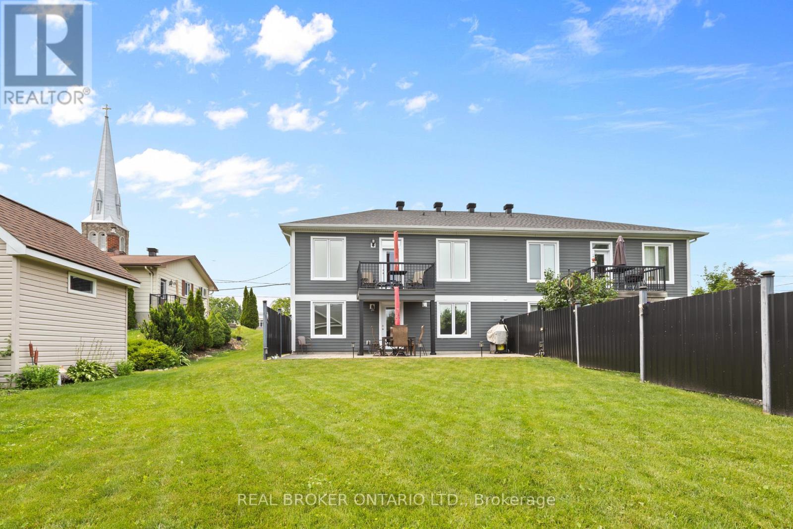 502 CLOTHIER STREET W - Image 38