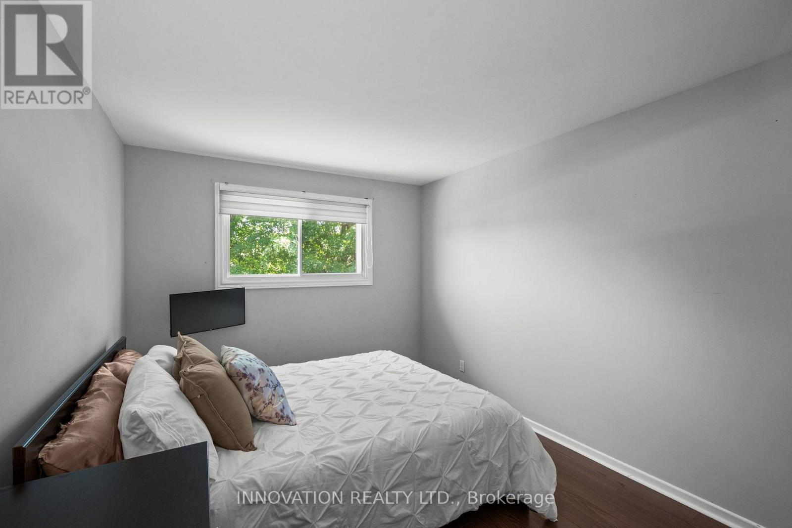 658 KITLEY 3 LINE - Image 17
