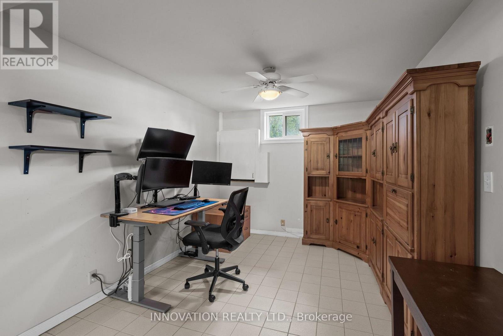 658 KITLEY 3 LINE - Image 26
