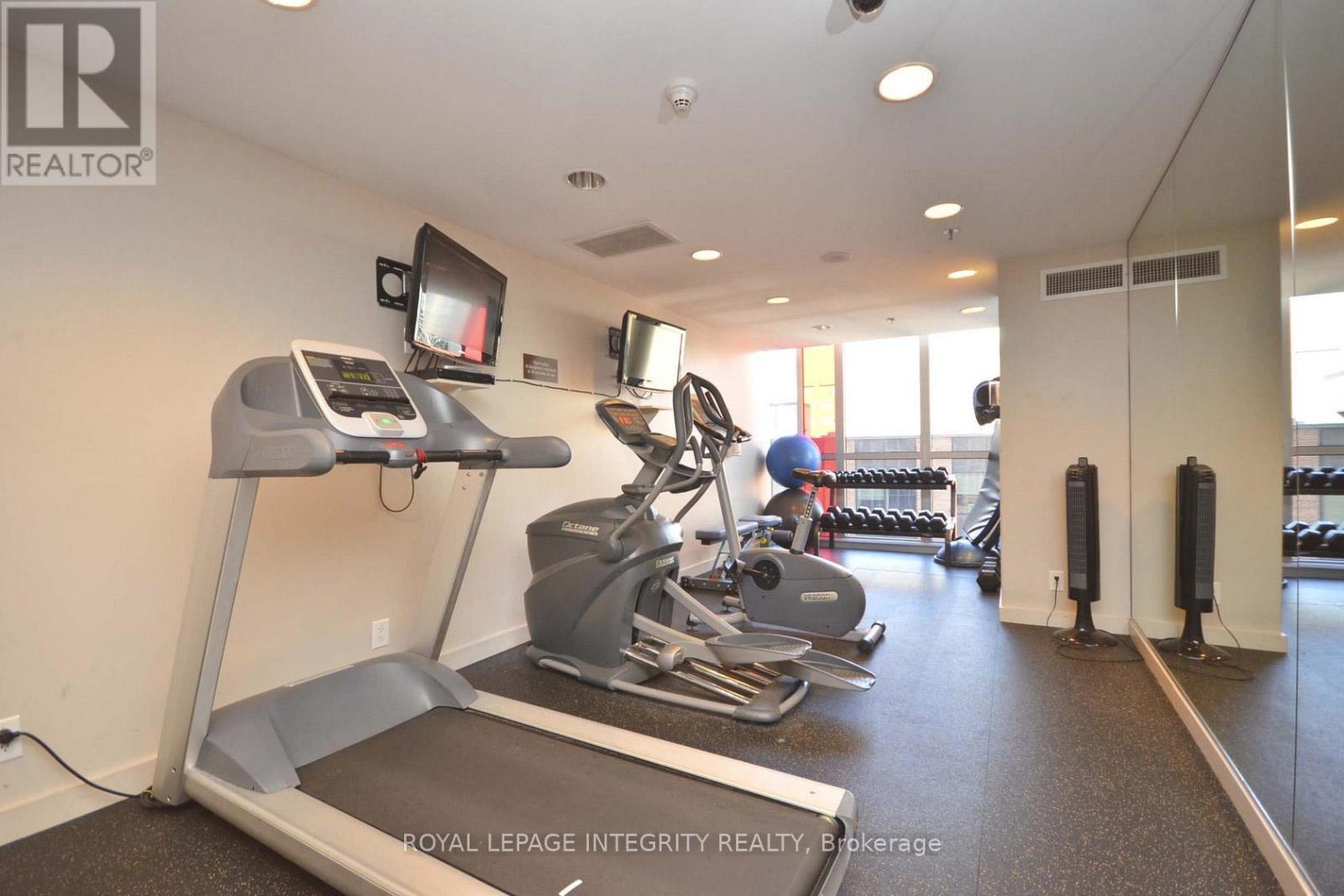 Condos for Rent in Ottawa – 1612 – 324 LAURIER AVENUE W, Ottawa – By Peter Sagos - Image 12