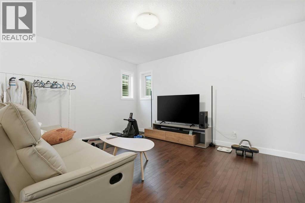 37 Nolanhurst Crescent NW - 33