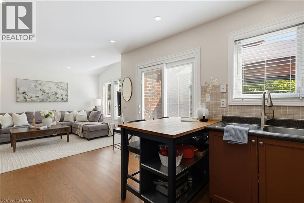 2163 SUTTON Drive - 14