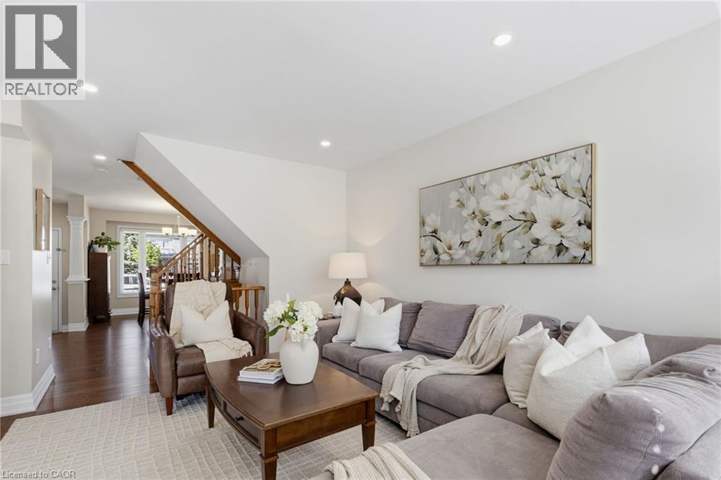 2163 SUTTON Drive - 8