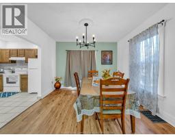 894 Dougall, Windsor, ON N9A4R1 Photo 22
