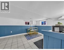 894 Dougall, Windsor, ON N9A4R1 Photo 32
