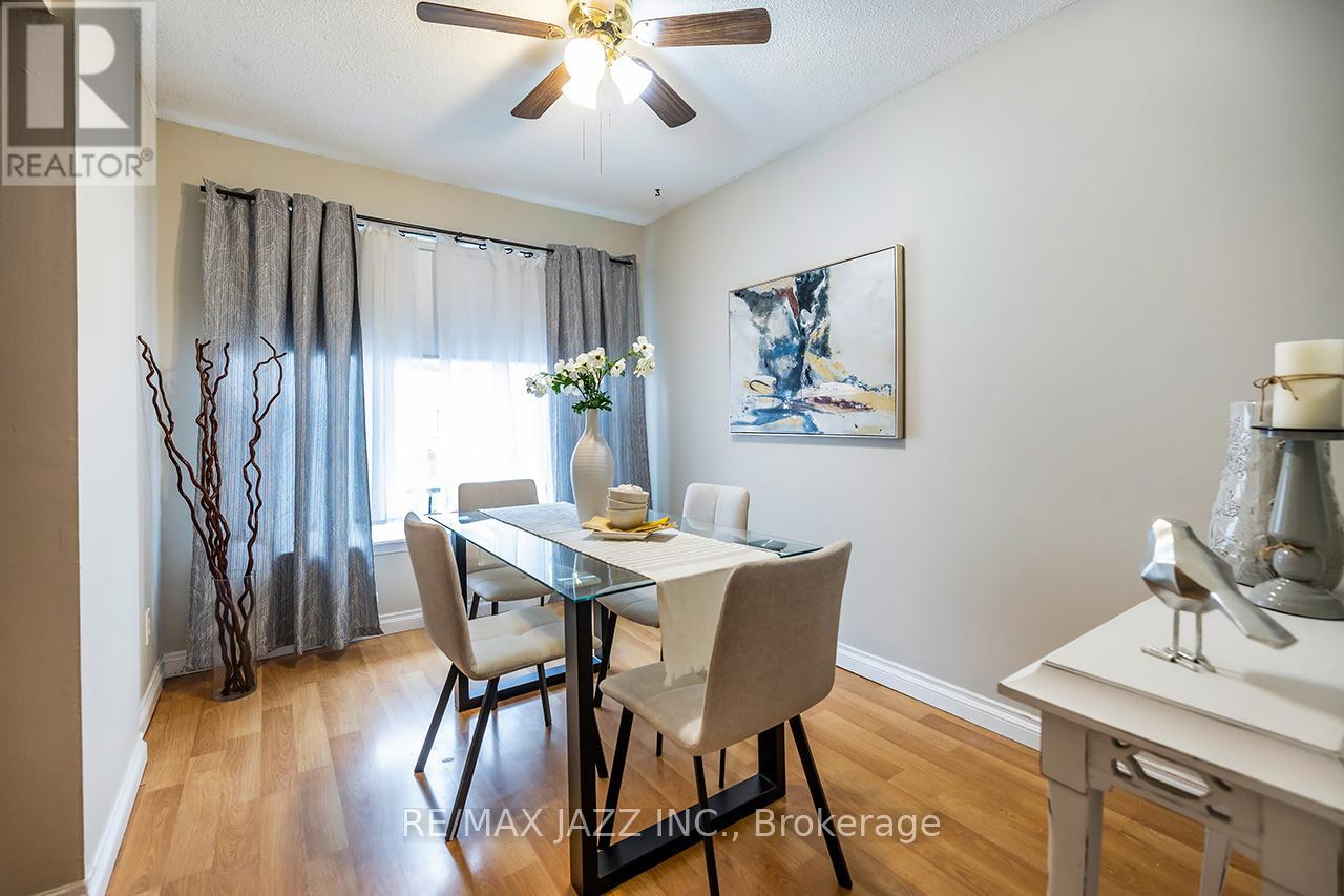 1347 MARY STREET N - 4