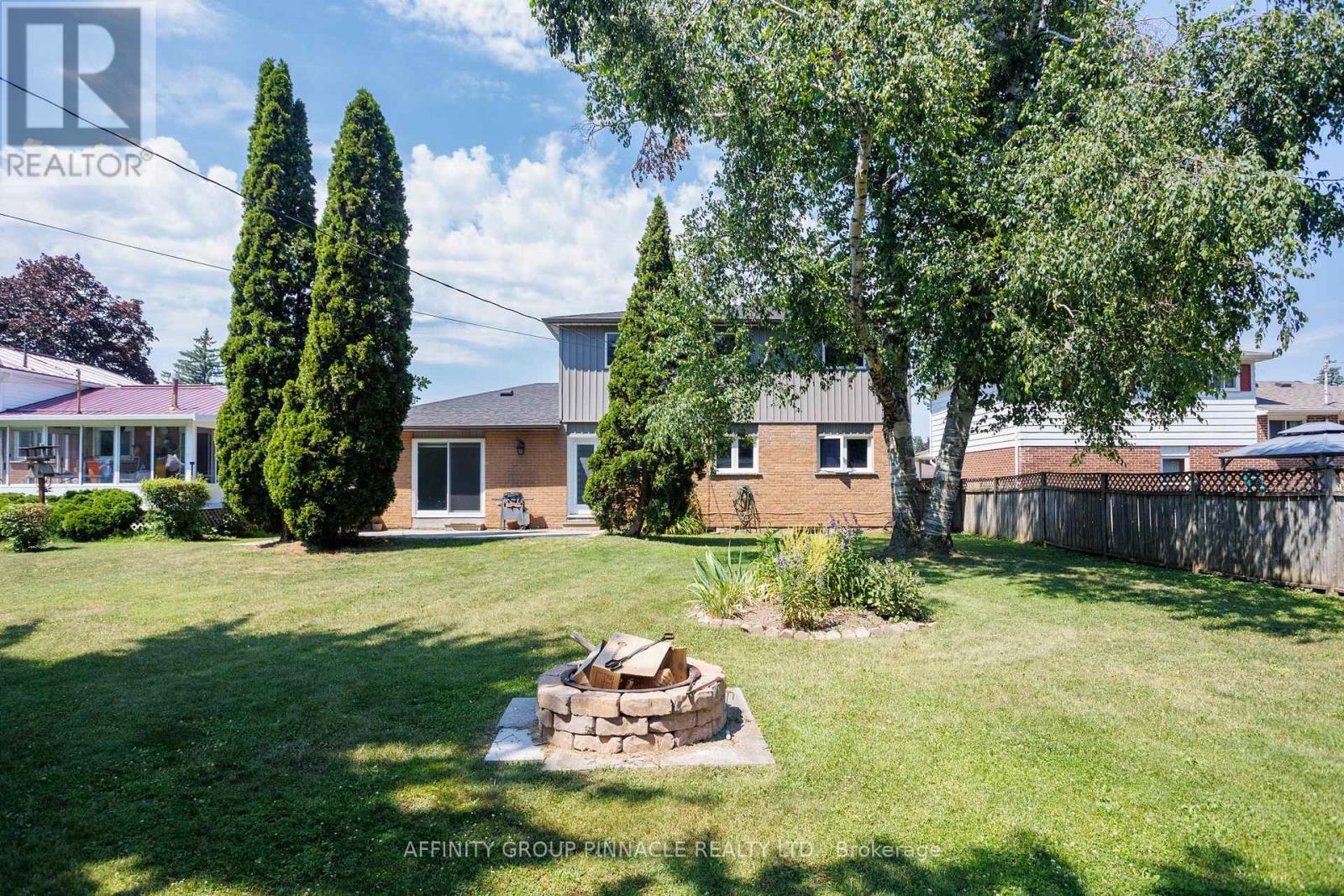 7 REDWING STREET - 37