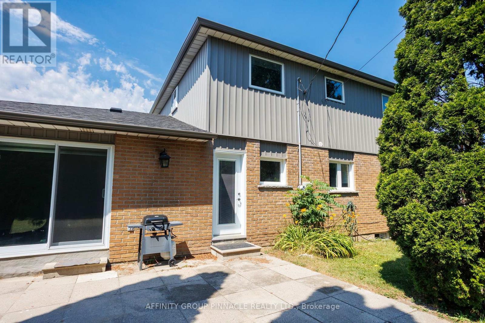 7 REDWING STREET - 34