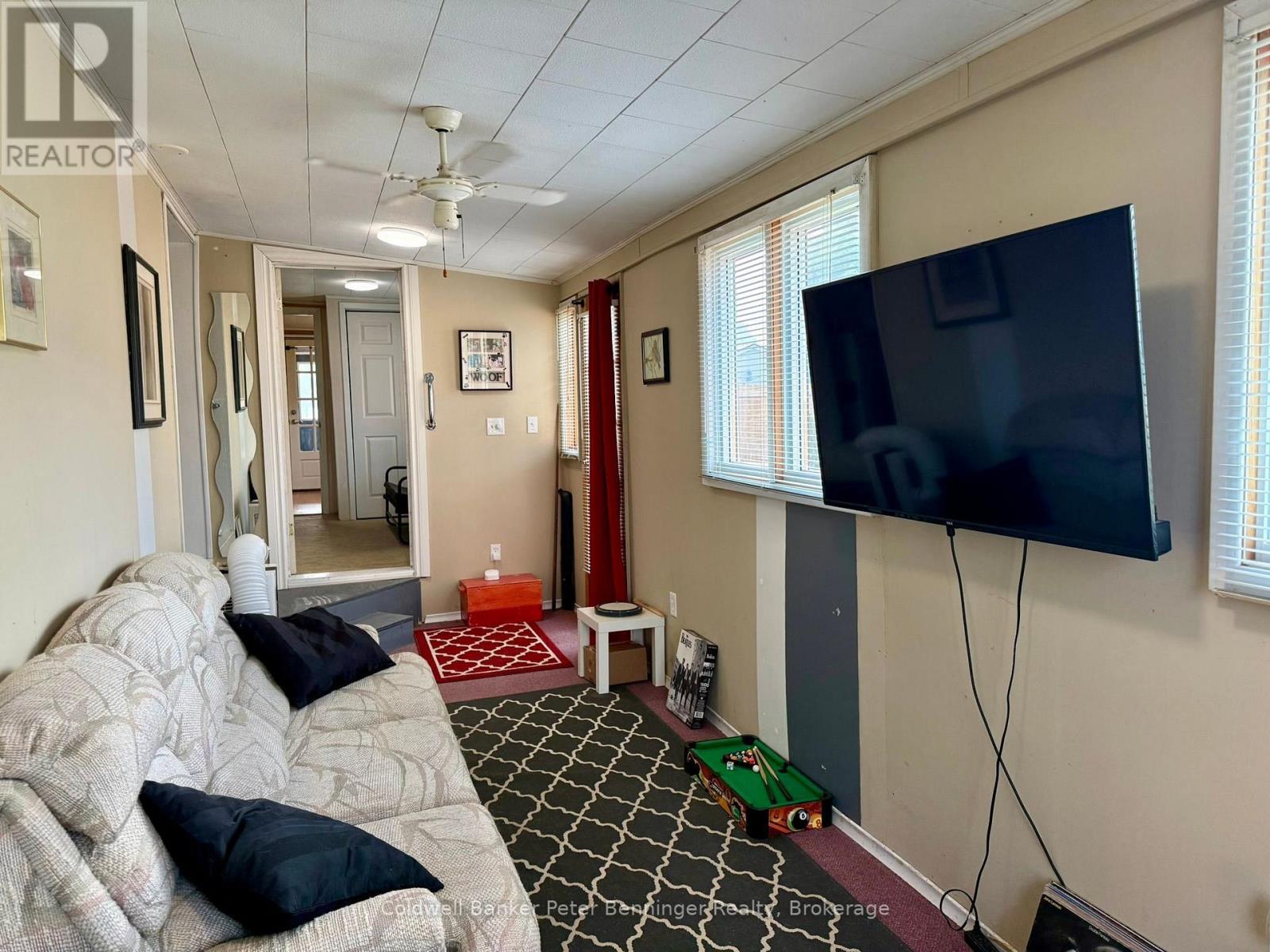 23 BLUEJAY COURT - 11