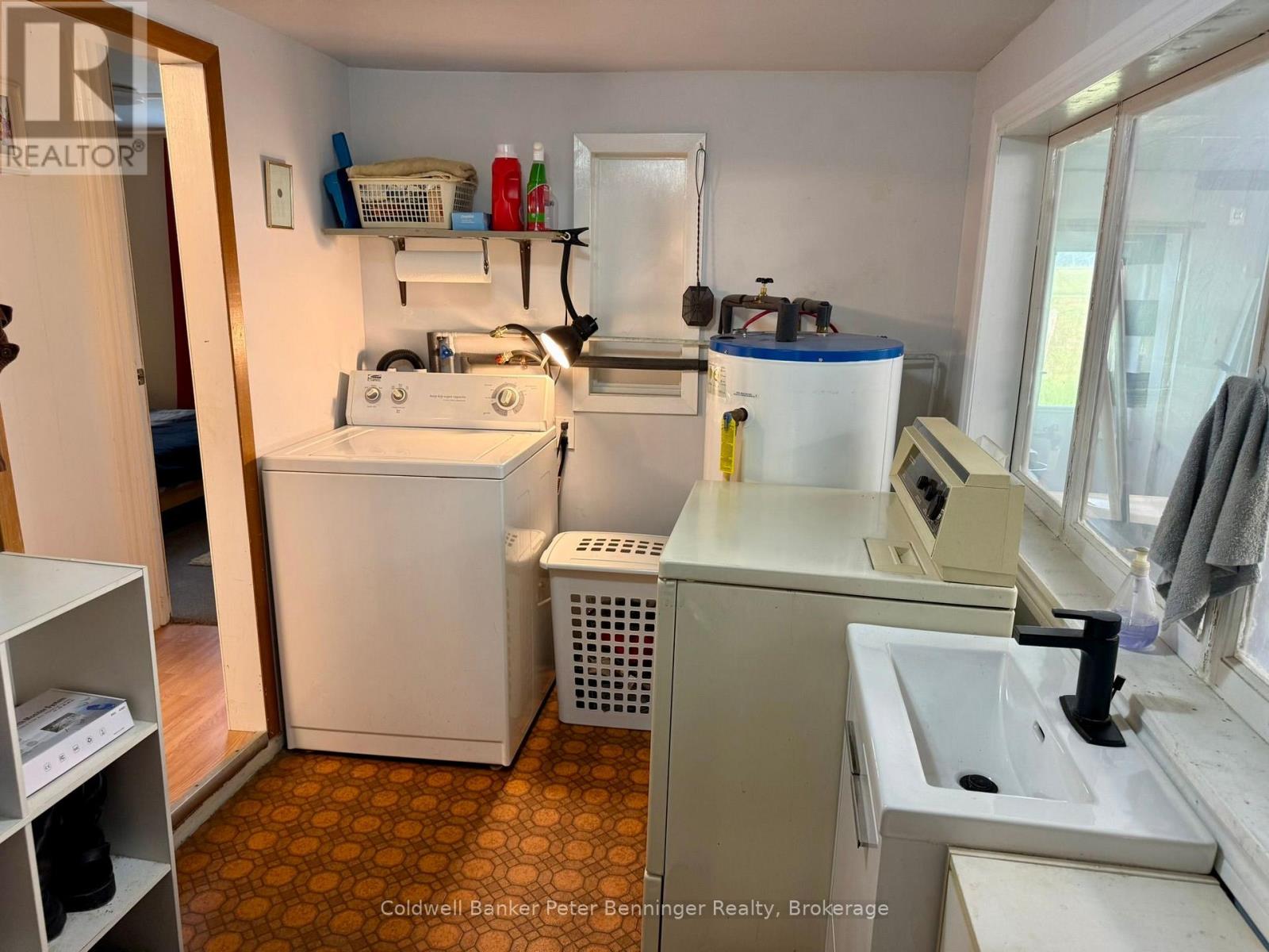 23 BLUEJAY COURT - 21