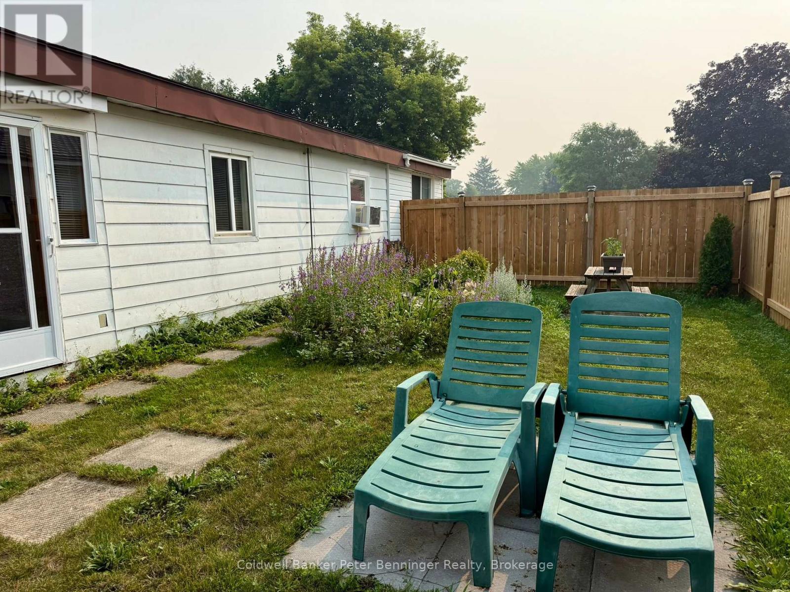 23 BLUEJAY COURT - 26