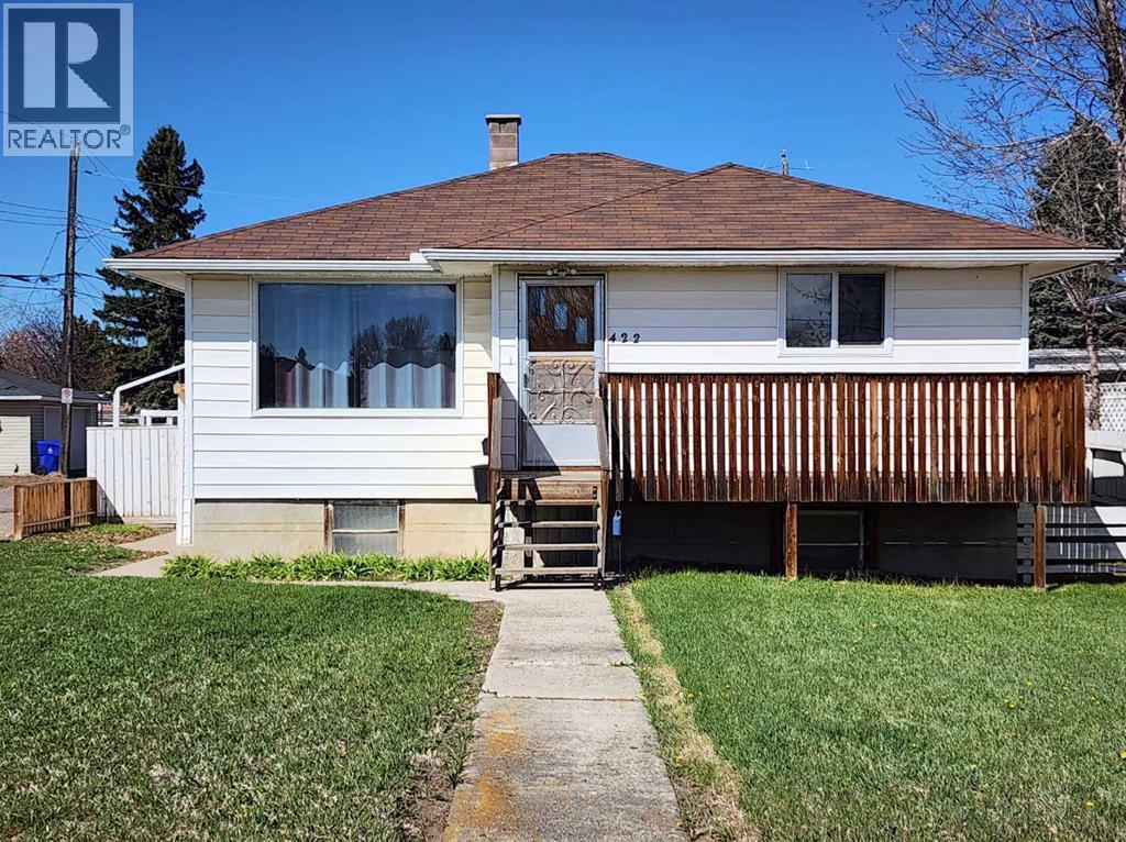 422 21 Street S - 1