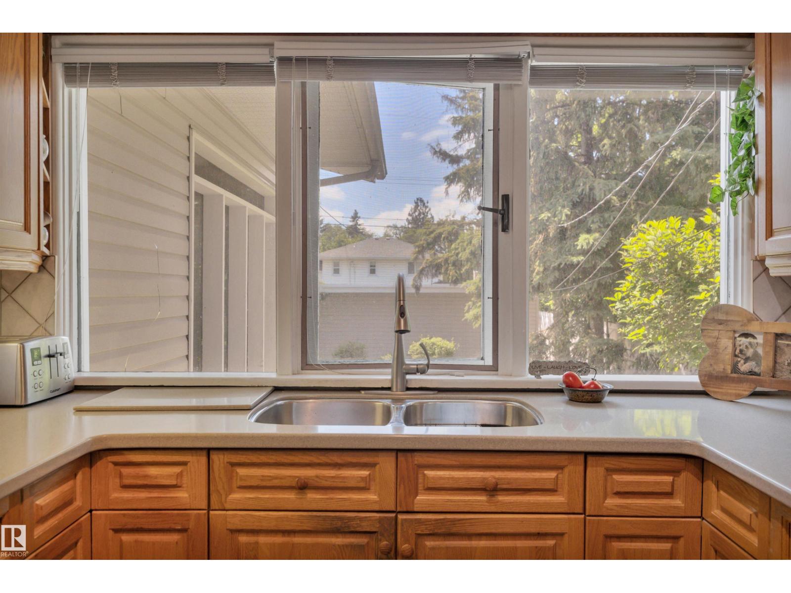 11807 91 AV NW - 26