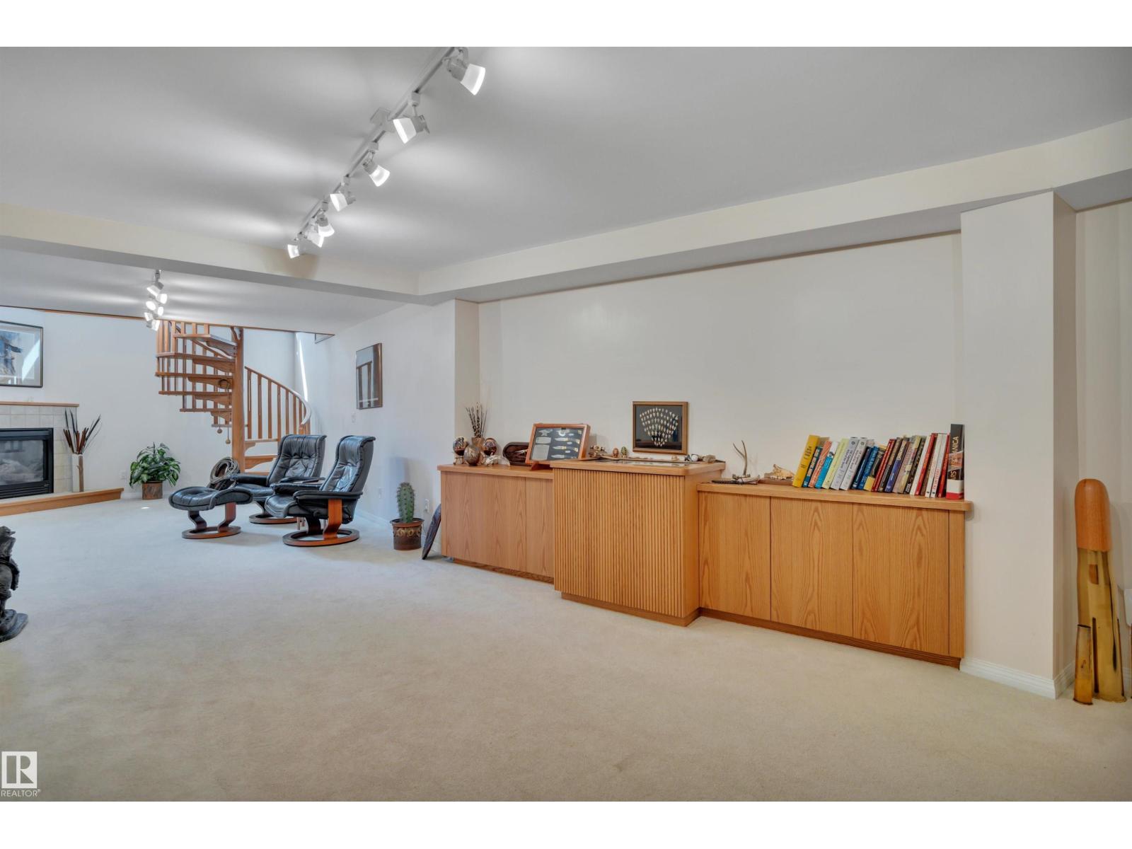 11807 91 AV NW - 39