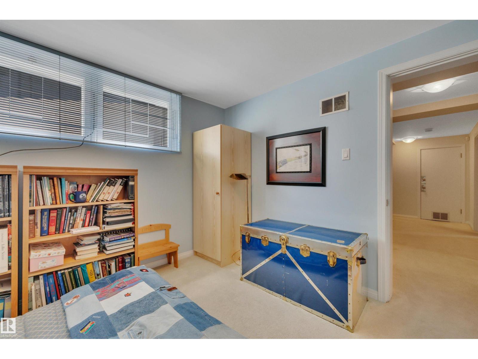 11807 91 AV NW - 47