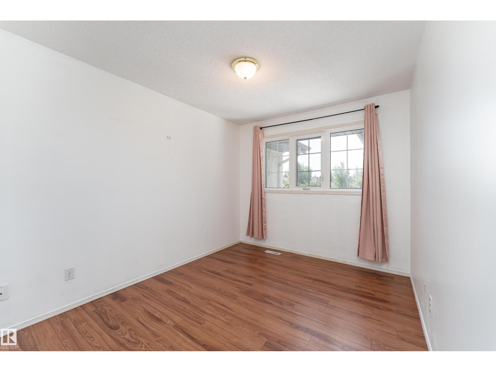 121 BULYEA RD NW - Image 31
