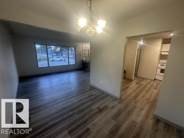 11026 155 ST NW - 15