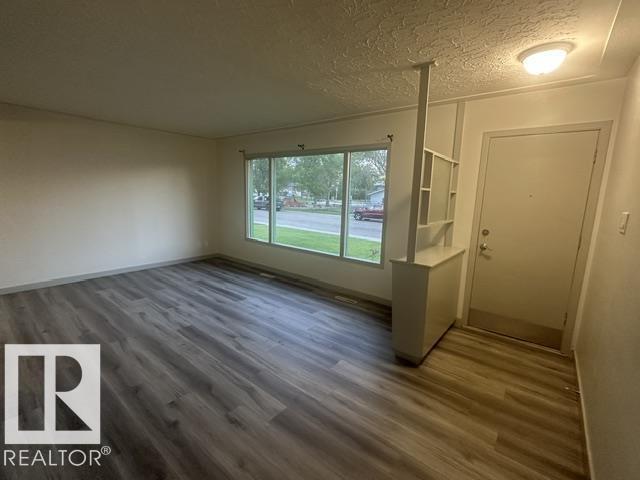 11026 155 ST NW - 18