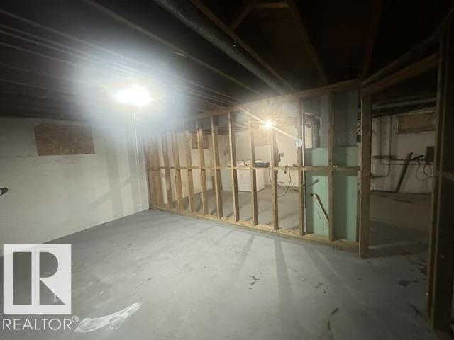11026 155 ST NW - 29