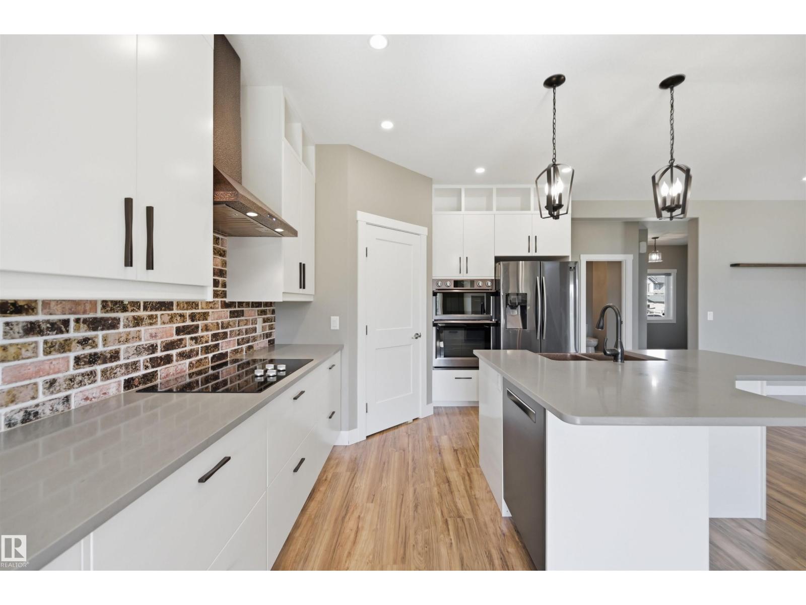 9 Southbridge DR - 9