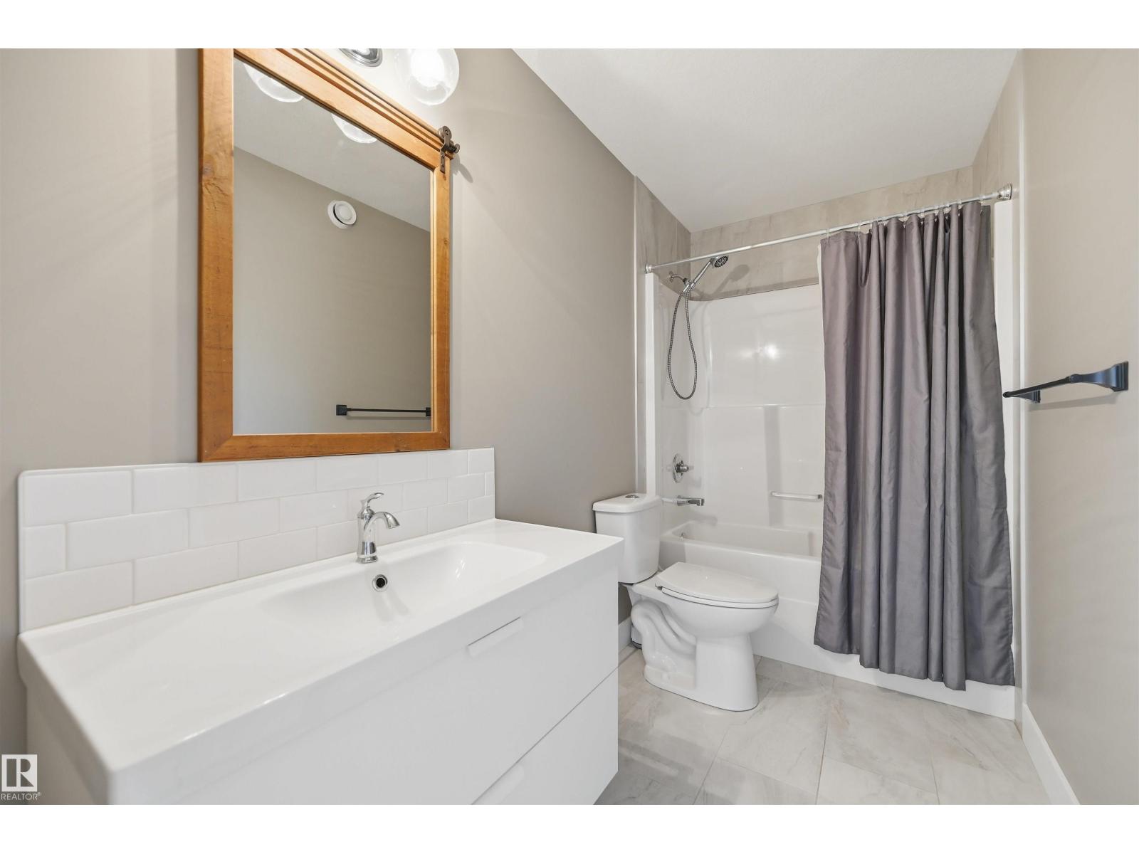 9 Southbridge DR - 36