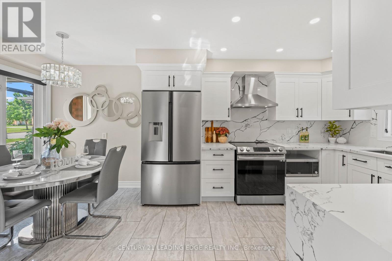6 FREELAND AVENUE - 15